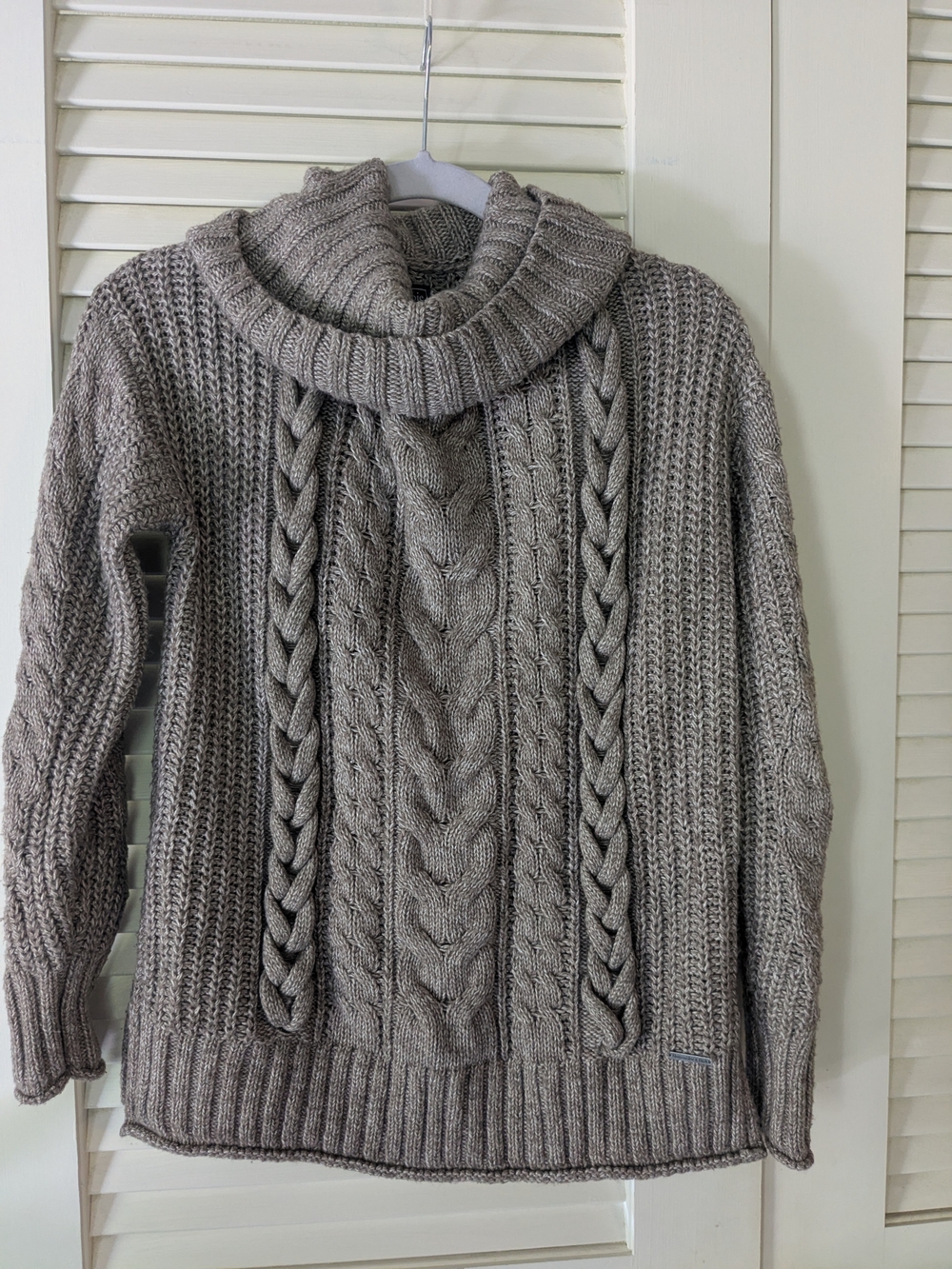 Vintage Abercrombie & Fitch Taupe Cable Knit Turtleneck Sweater